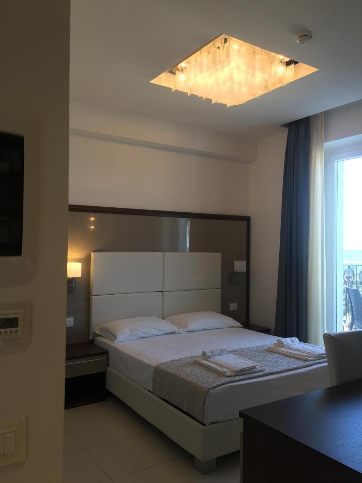 Hotel Baia Marina Cupra Marittima Esterno foto