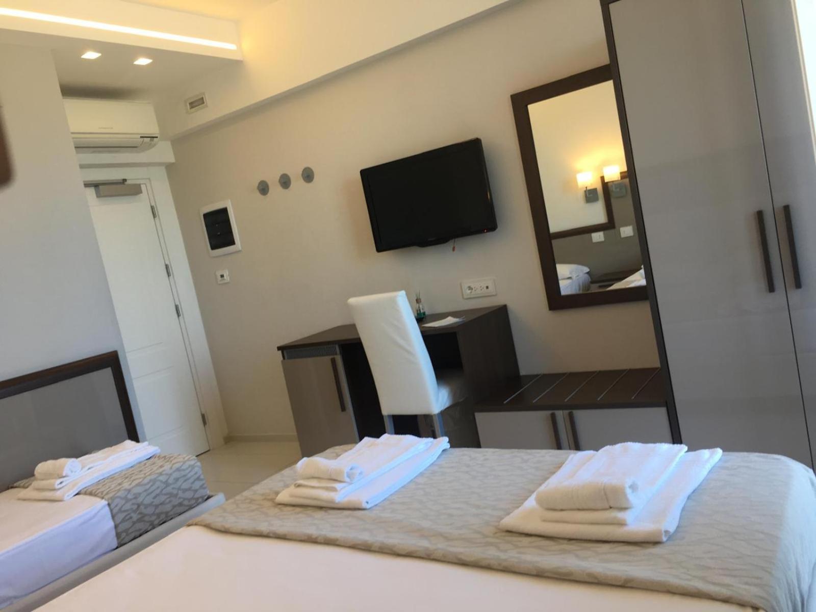 Hotel Baia Marina Cupra Marittima Esterno foto