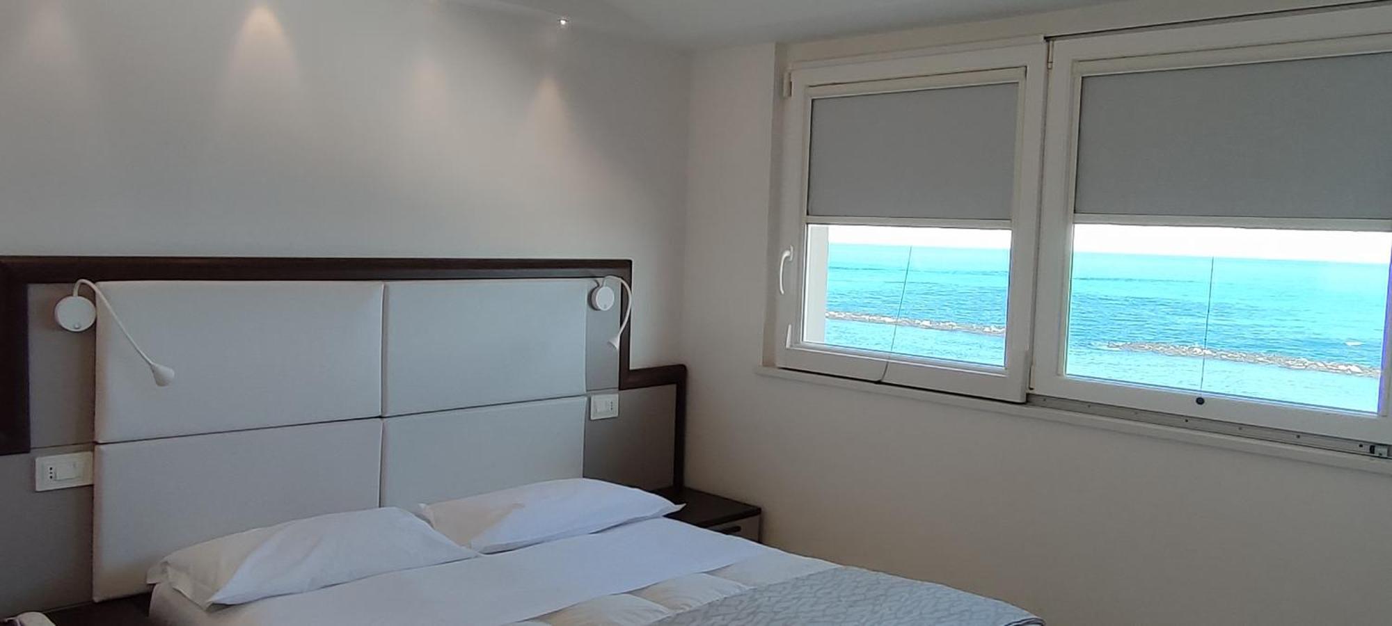 Hotel Baia Marina Cupra Marittima Esterno foto