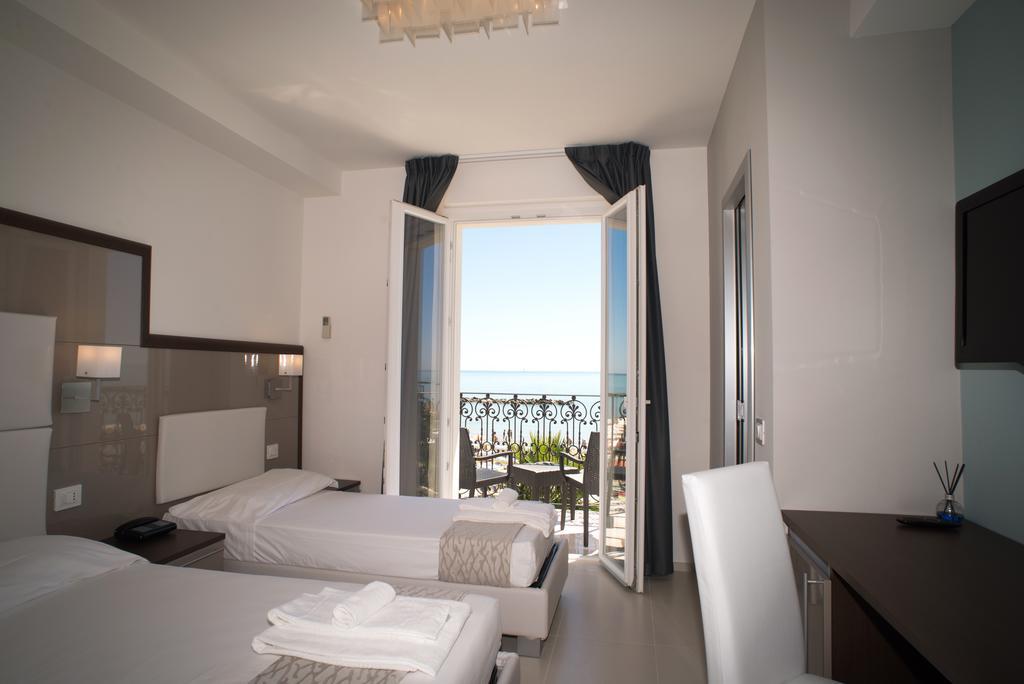 Hotel Baia Marina Cupra Marittima Esterno foto