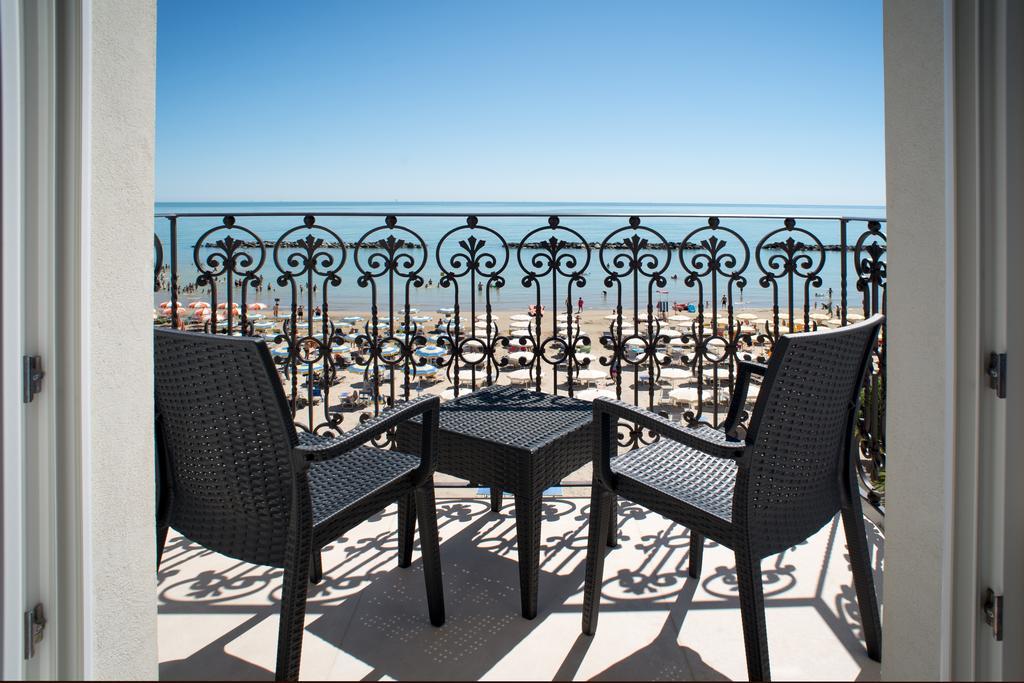 Hotel Baia Marina Cupra Marittima Esterno foto